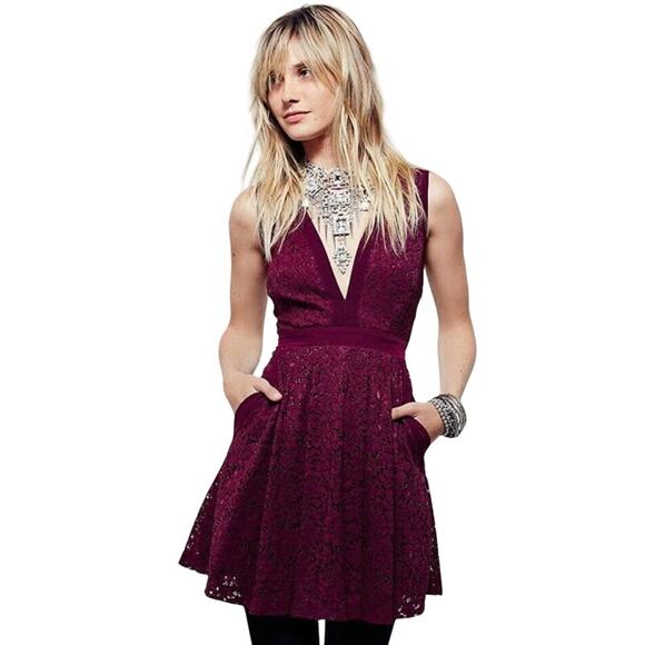 Free People Lovely in Lace Red Mini Dress With Back Cut Out Womens Size Medium - Picture 2 of 9